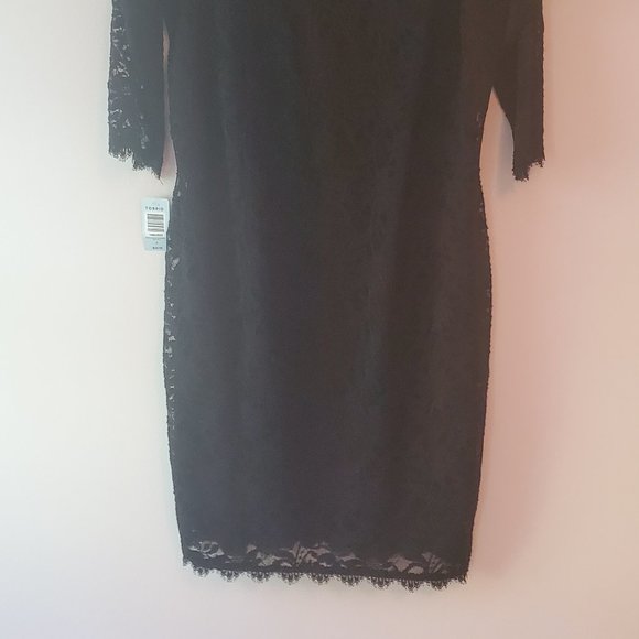 Black Lace Bodycon Dress - Picture 11 of 12